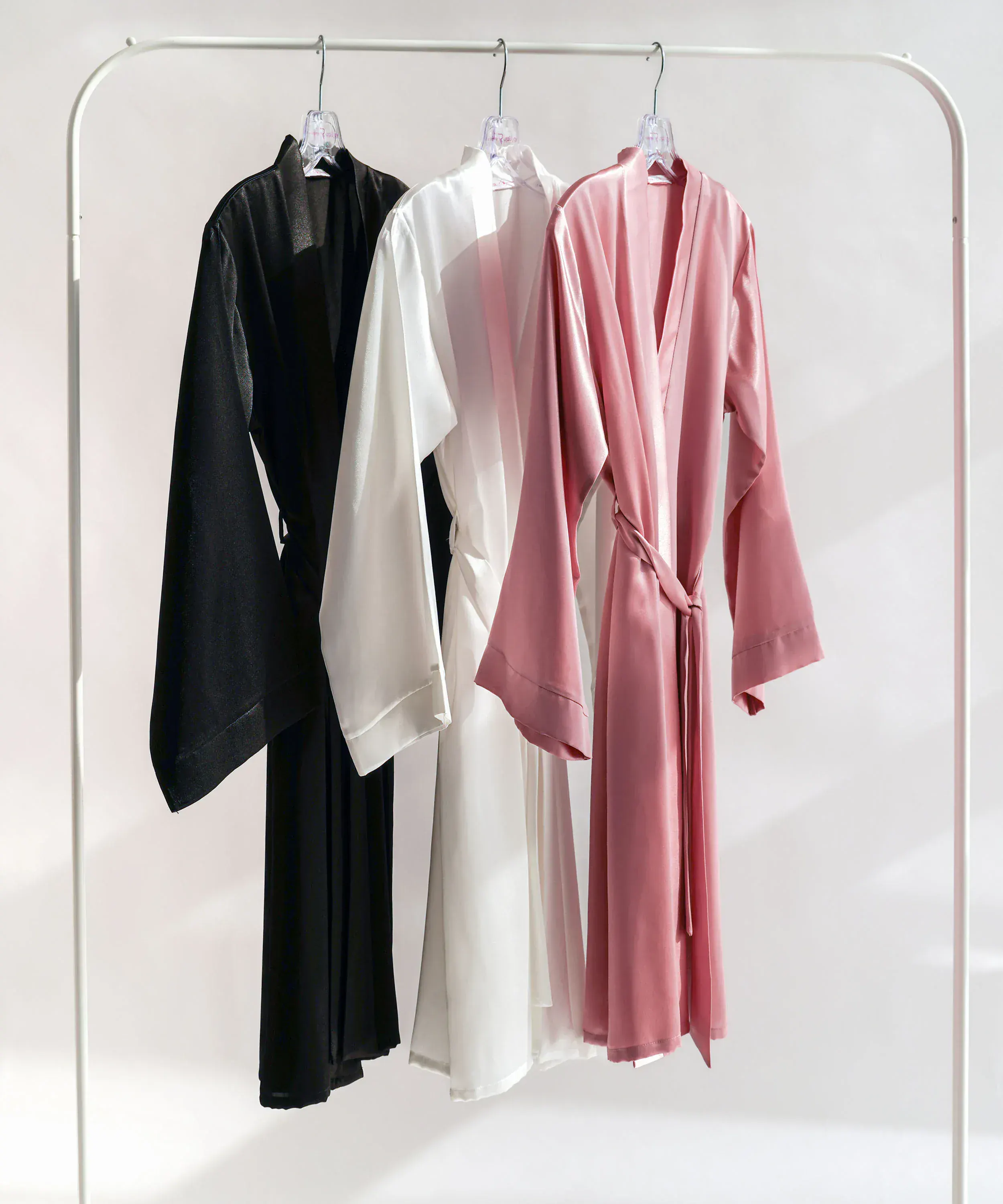 أزياء الأعراس والمناسبات